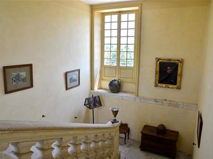 Château de Clauzuroux, chambres d'hôtes et location de gîtes avec piscine chauffée à Champagne et Fontaine en Dordogne proche de Périgueux et d'Angoulême